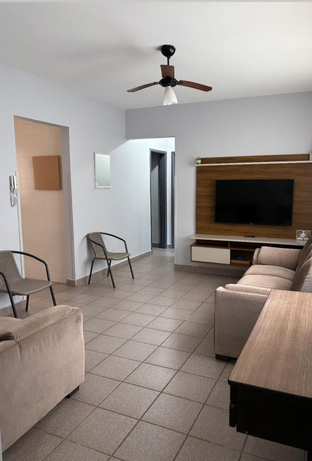 Apartamento Com Estacionamento, Wi-Fi, Ar Condicionado A 300 Metros Da Praia Da Enseada No Guaruja. Exterior foto