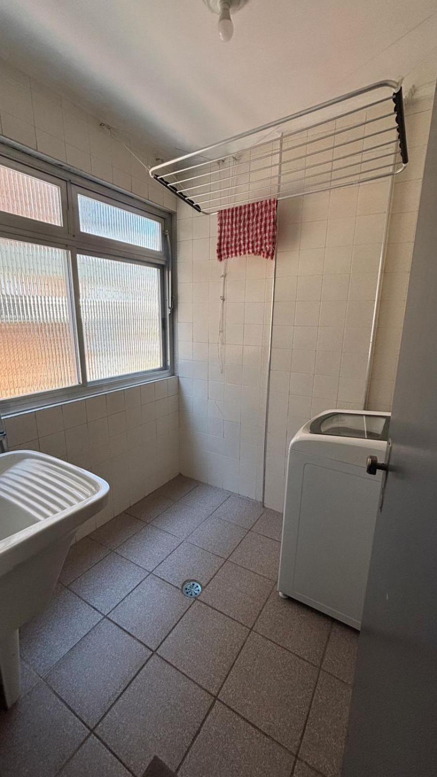Apartamento Com Estacionamento, Wi-Fi, Ar Condicionado A 300 Metros Da Praia Da Enseada No Guaruja. Exterior foto